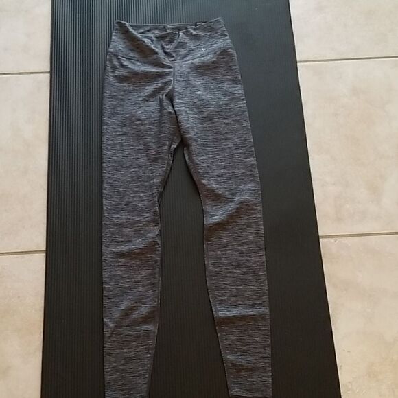 Sale🏷Nike one Luxe performance tights - Picture 3 of 6